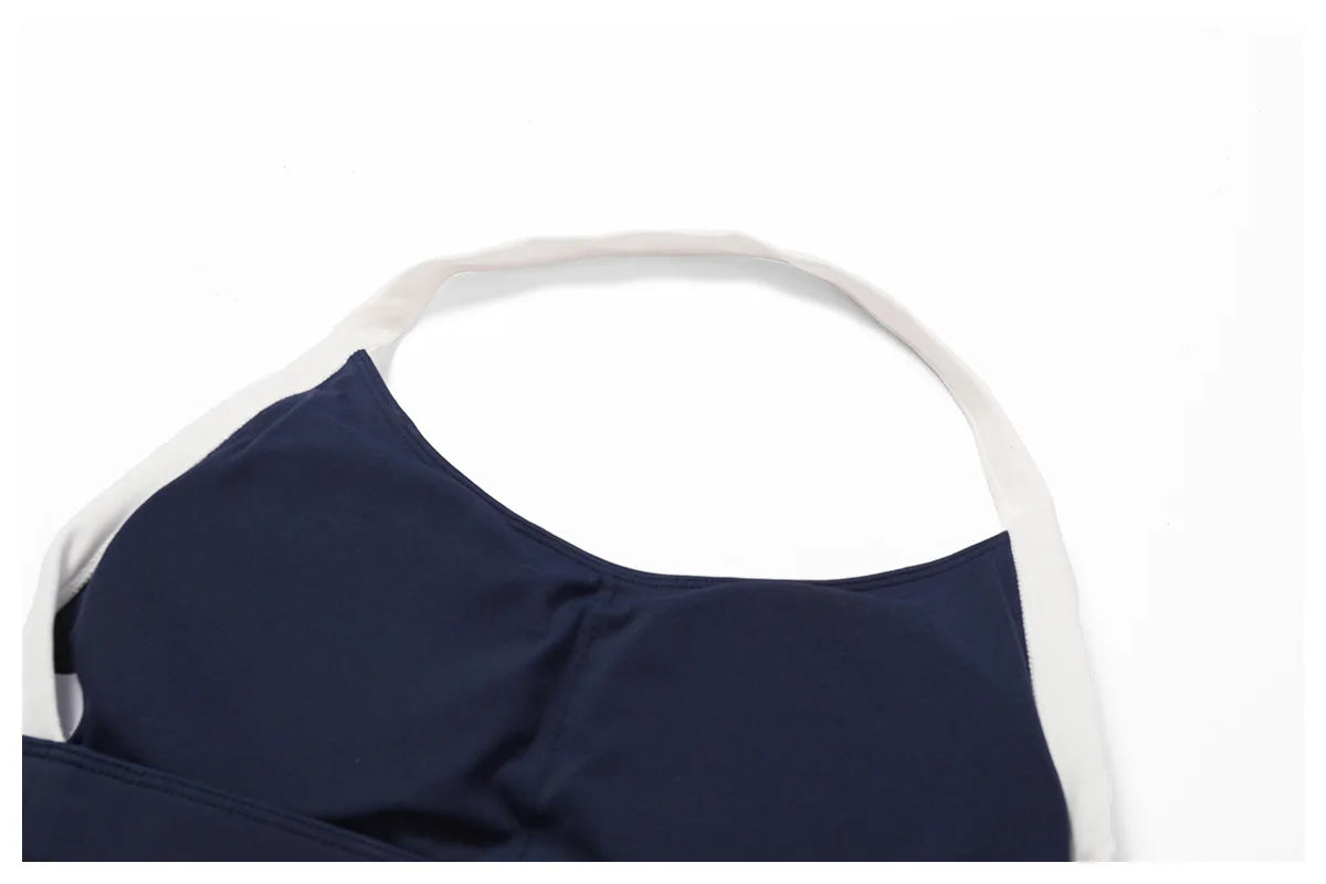 Yoga Set for Women - Sportswear & Workout Clothes - "Martina"
