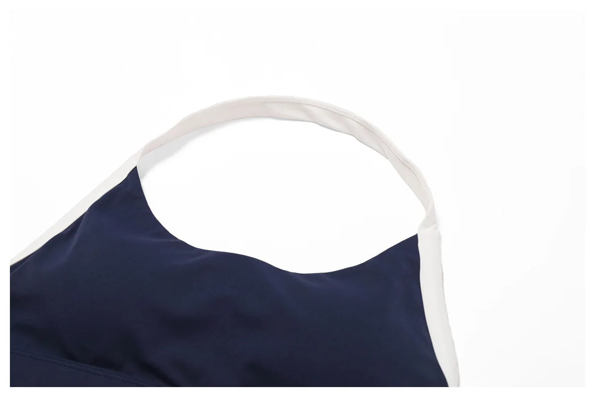 Yoga Set for Women - Sportswear & Workout Clothes - "Martina"